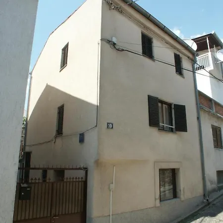 2382a * Novi Vinodolski