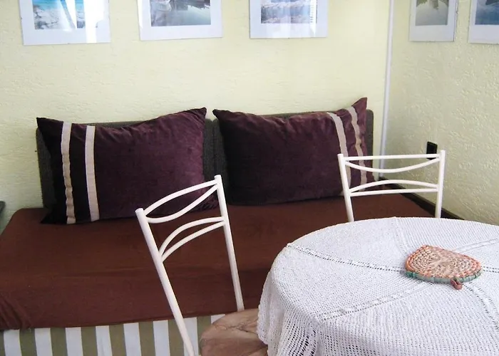 2382a Apartment
